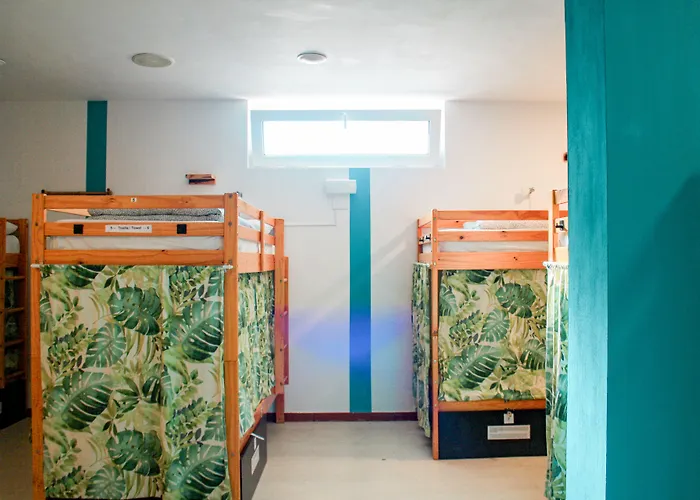 Hostel Surf Χιχόν