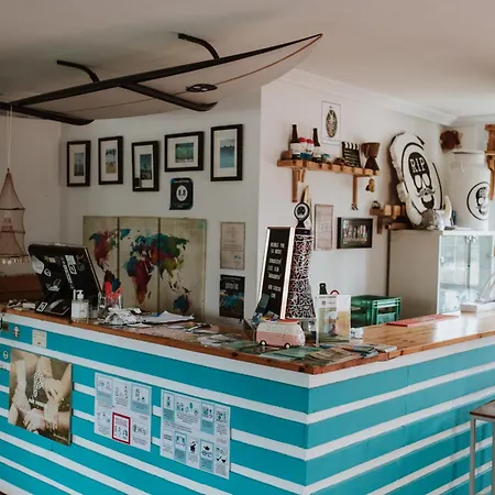 Surf Hostel *